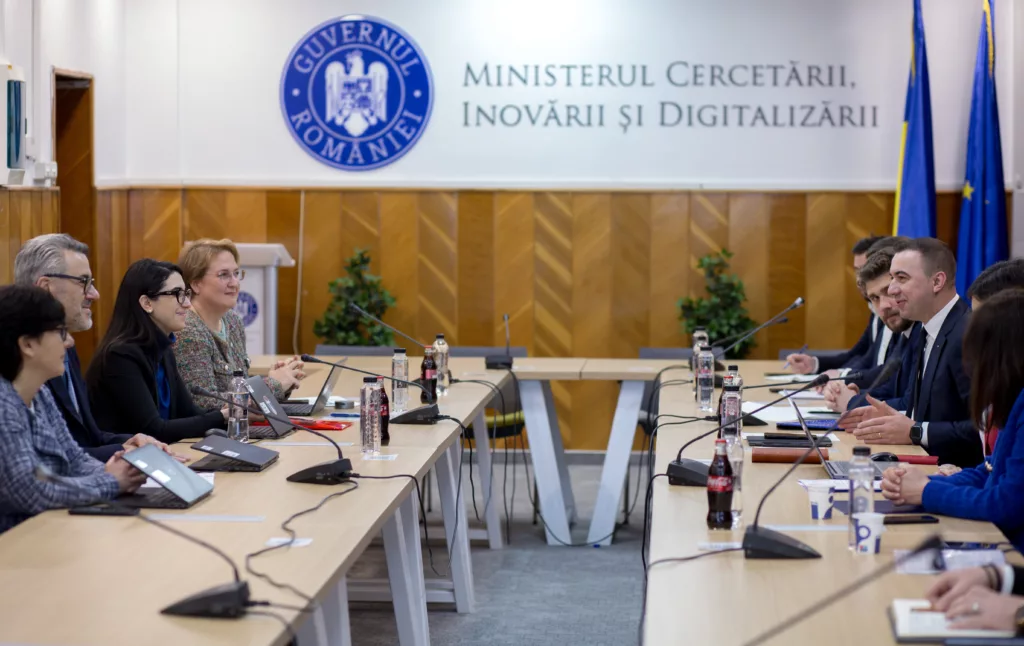 Ministrul Bogdan Ivan a deschis lucrările misiunii de evaluare a economiei digitale naționale, derulată de experții OCDE